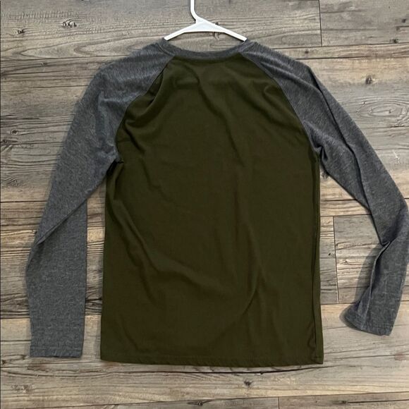 George Long Sleeve Tee in Olive and Gray - Picture 3 of 3